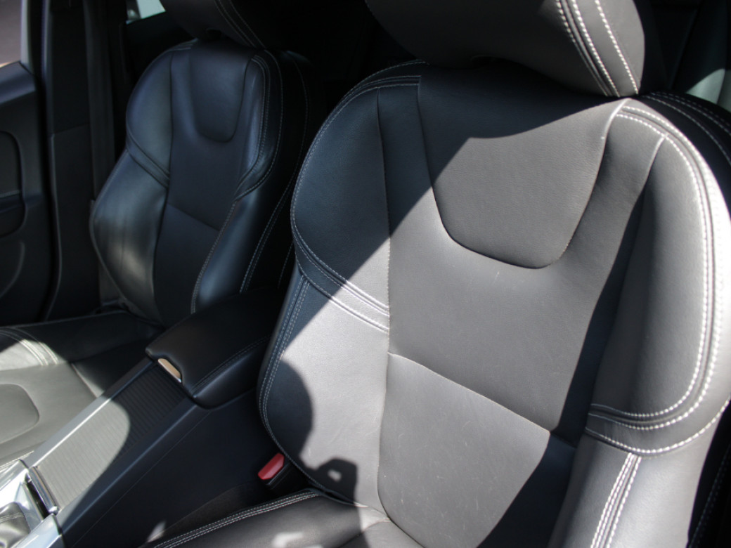 2016 Volvo V60