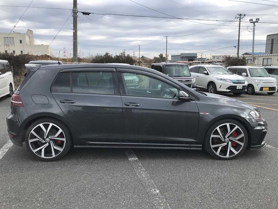 2016 Volkswagen Golf