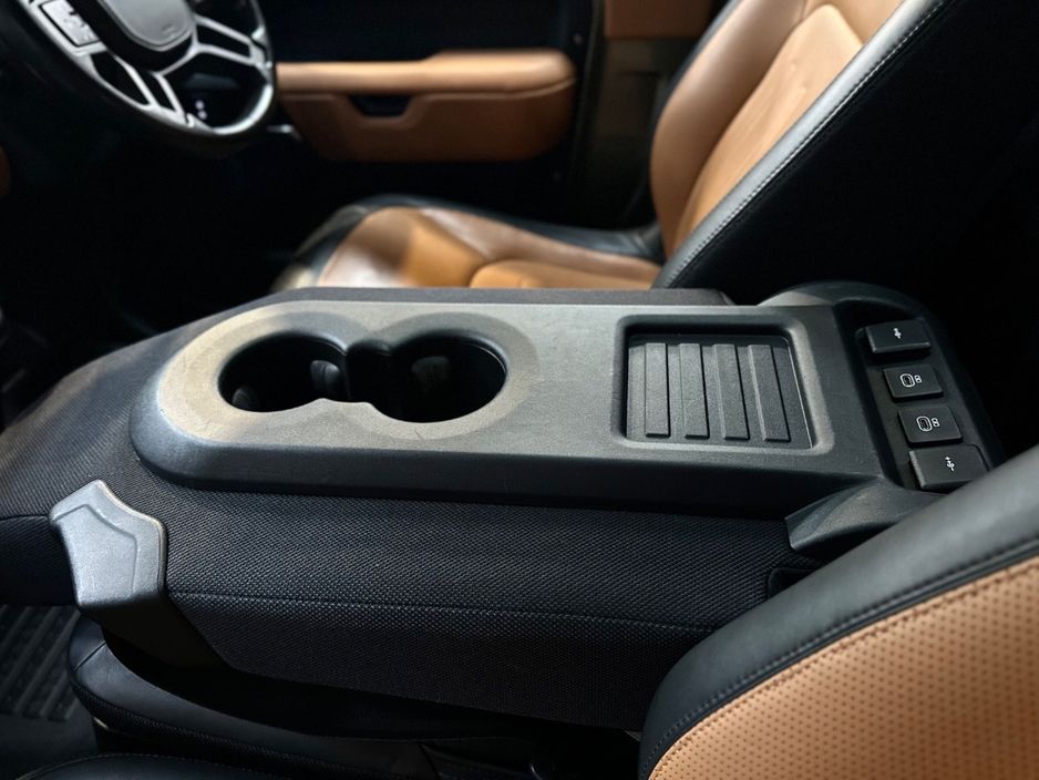 2023 Land Rover Defender