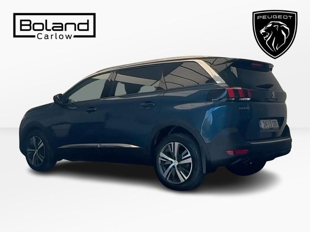 2024 Peugeot 5008