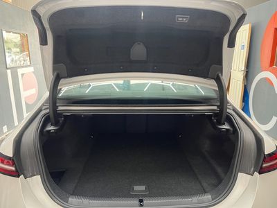 2024 BMW i5