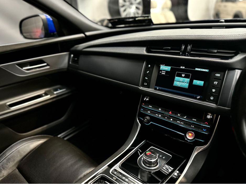 2016 Jaguar XF