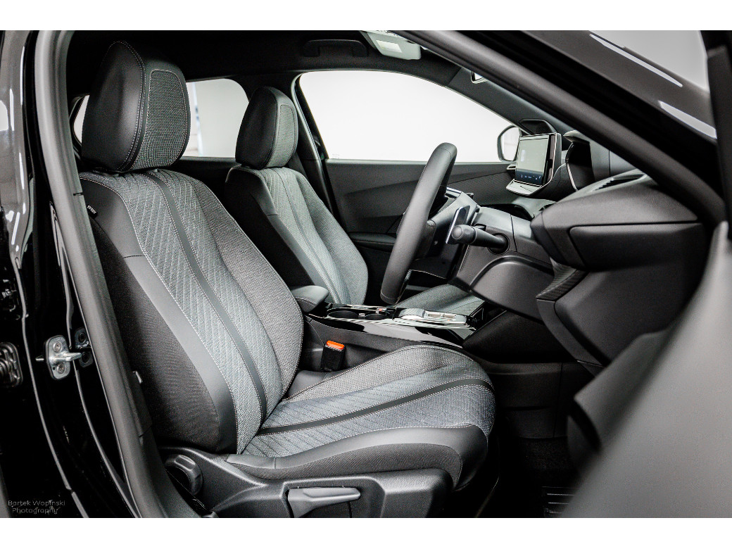 2025 Peugeot 2008