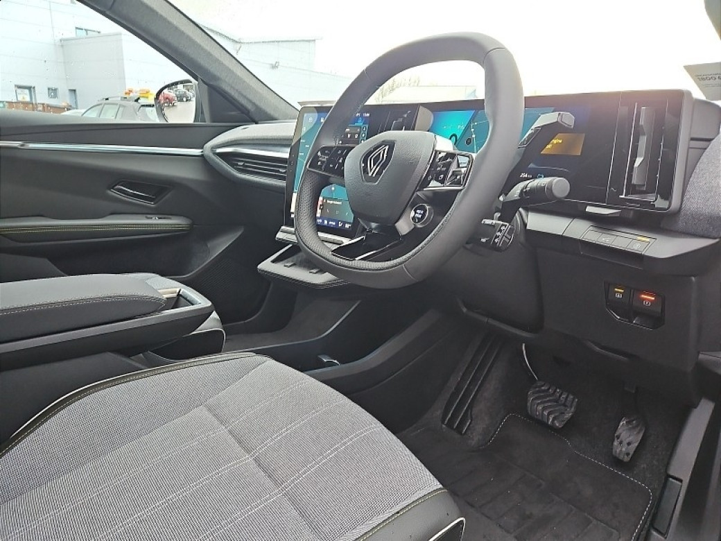 2026 Renault Scenic