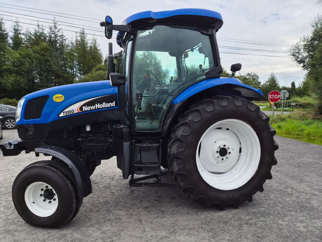 2004 New Holland TS100A