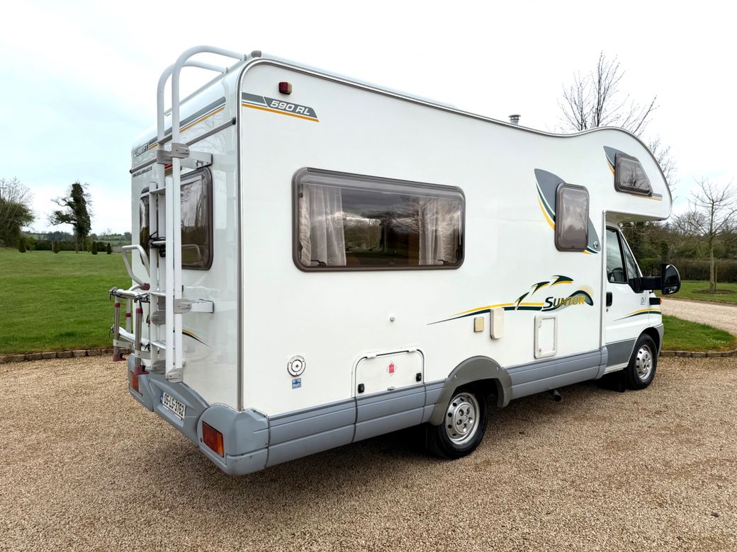 2005 SWIFT SUNTOR 590 RL R.H.D 