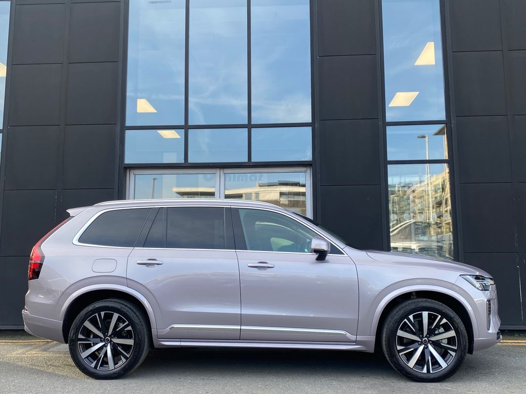 2025 Volvo XC90