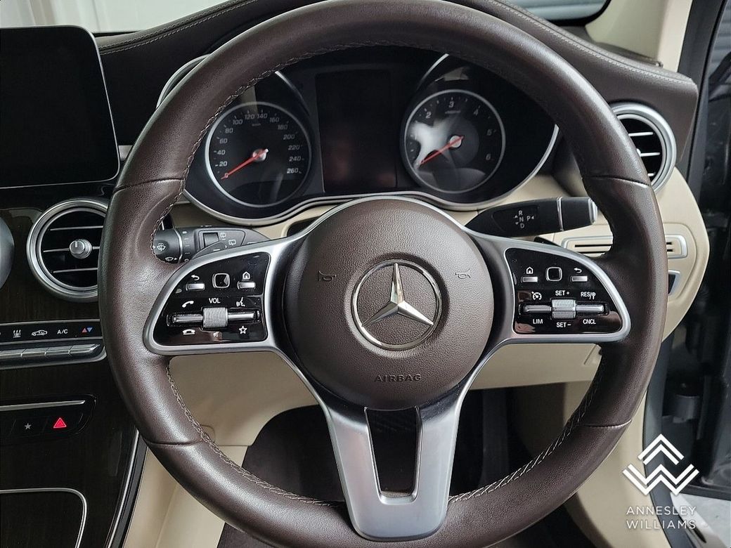 2022 Mercedes-Benz GLC Class