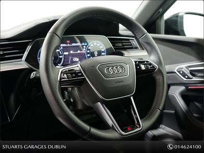 2022 Audi e-tron