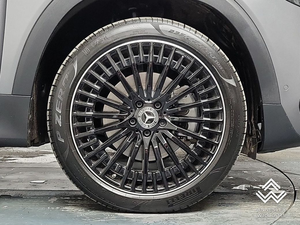 2025 Mercedes-Benz EQB