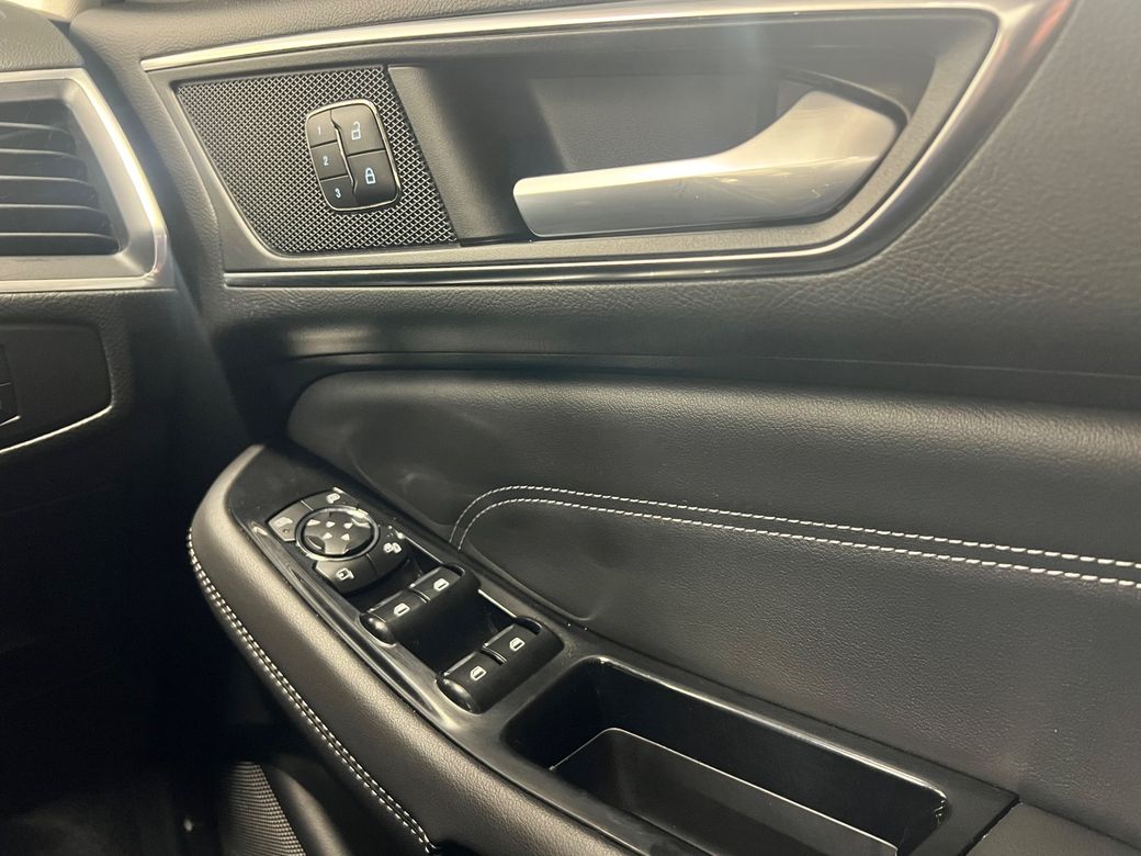 2015 Ford S-Max