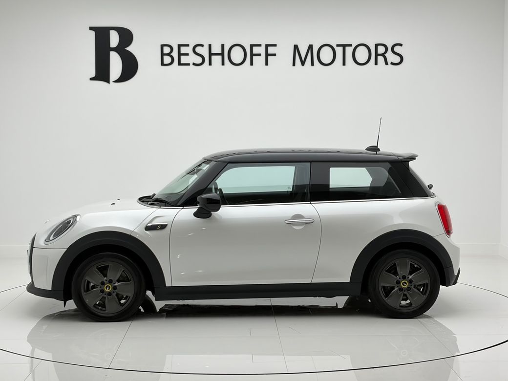 2023 Mini Hatch