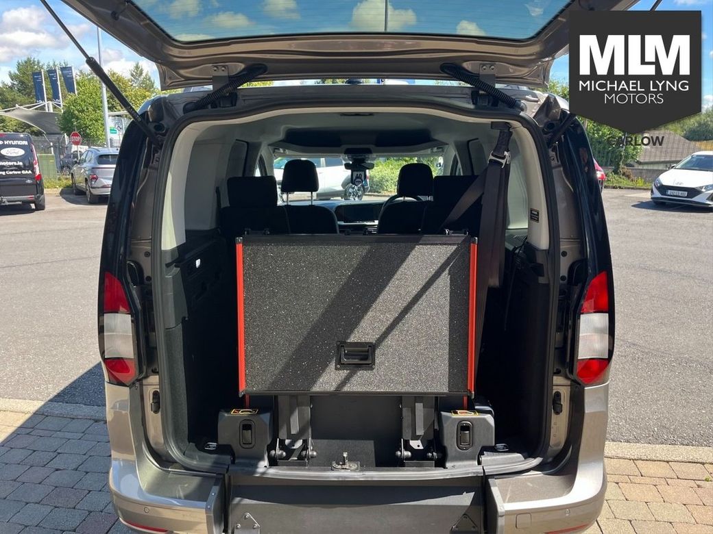 2024 Ford Transit Connect