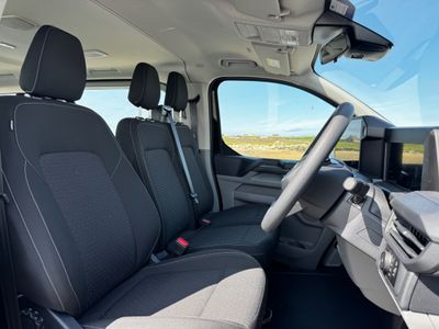2025 Ford Transit Custom