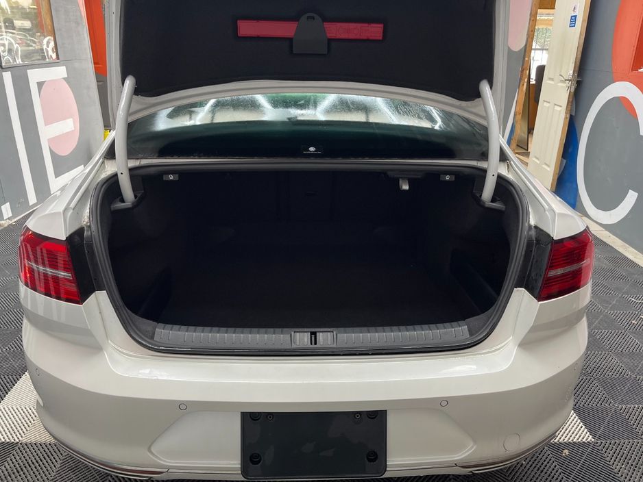 2017 Volkswagen Passat