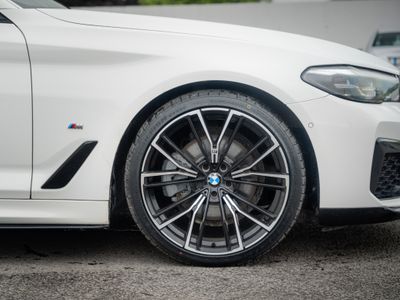 2022 BMW 5 Series