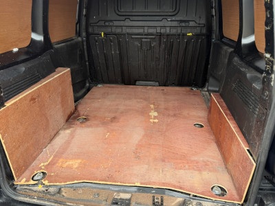 2021 Peugeot Partner