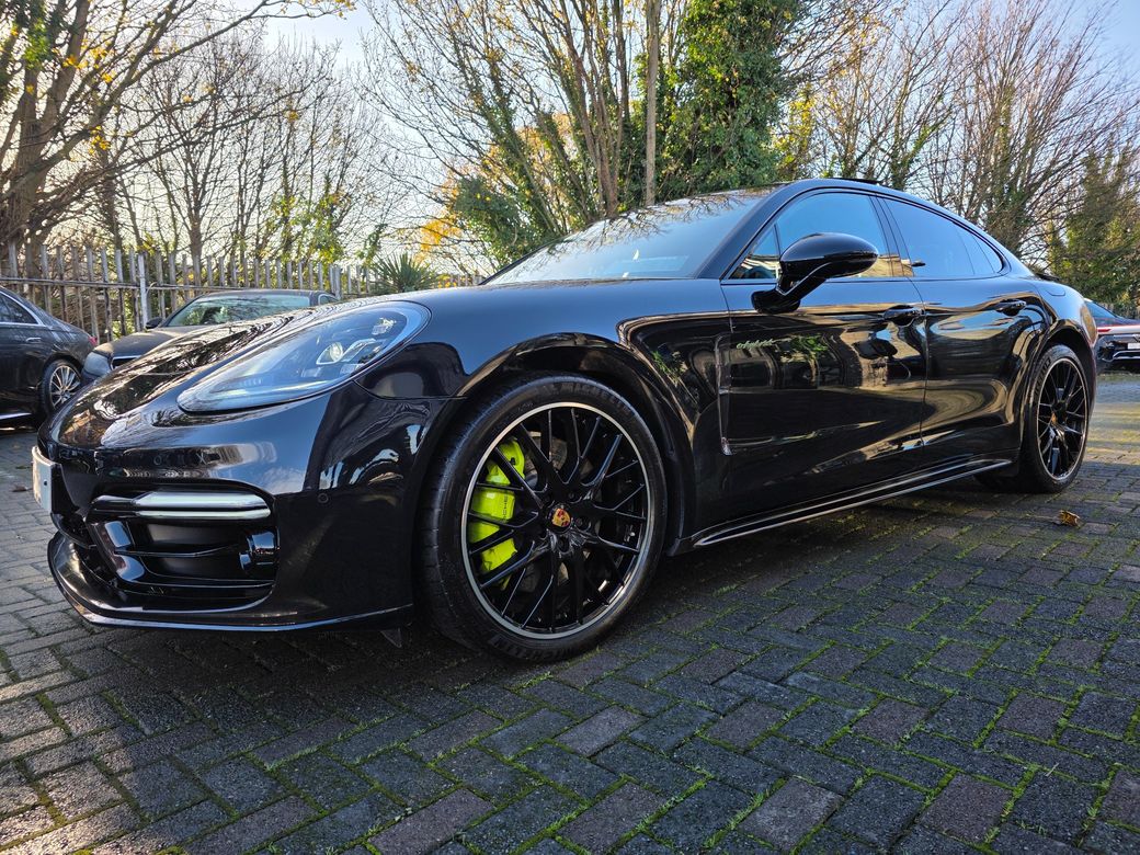 2023 Porsche Panamera