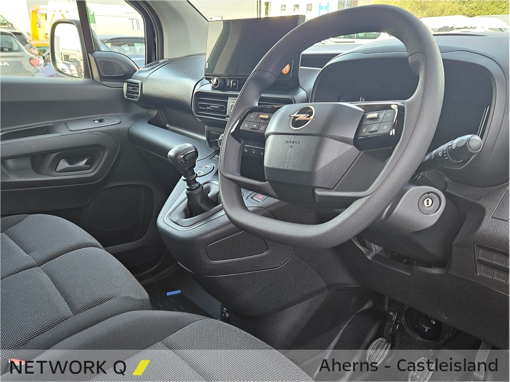 2025 Opel Combo