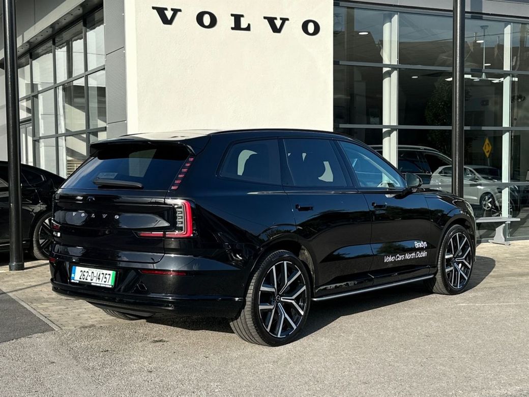 2026 Volvo EX90