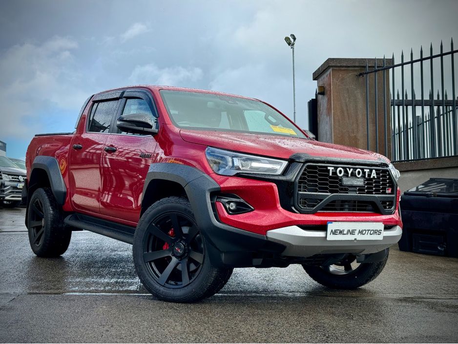 2025 Toyota Hilux