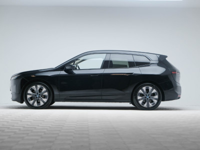 2024 BMW iX