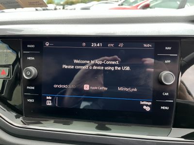 2018 Volkswagen Polo
