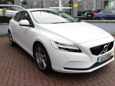 2016 Volvo V40
