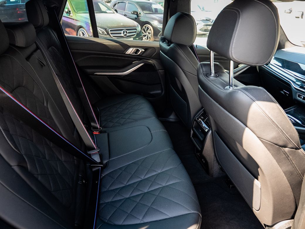 2025 BMW X5