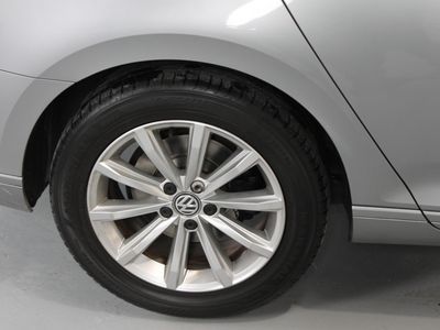 2019 Volkswagen Passat