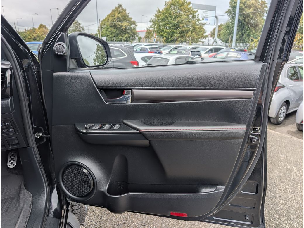 2023 Toyota Hilux