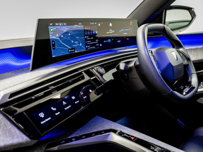 2025 Peugeot 5008