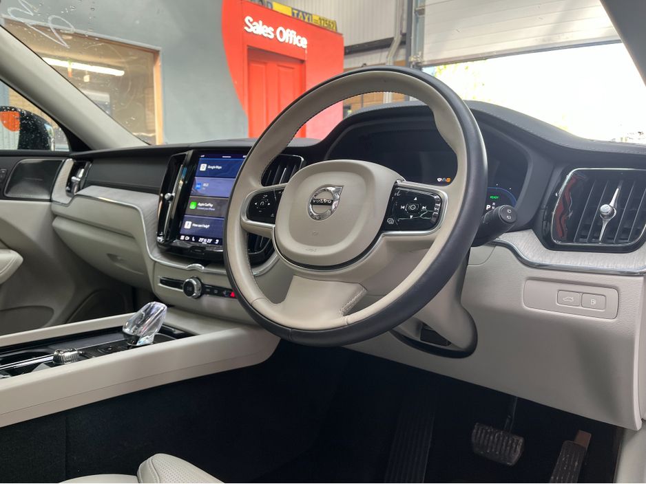 2023 Volvo XC60