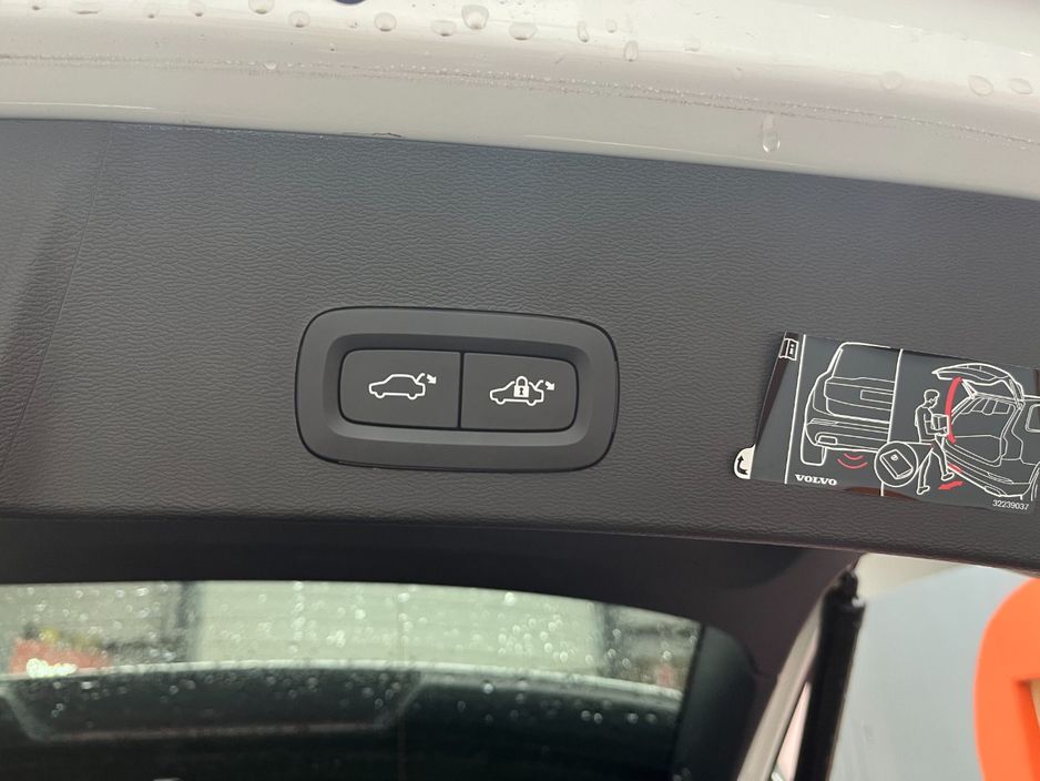 2022 Volvo XC40