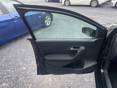 2017 Volkswagen Polo