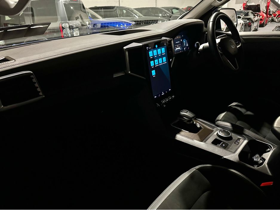 2025 Volkswagen Amarok