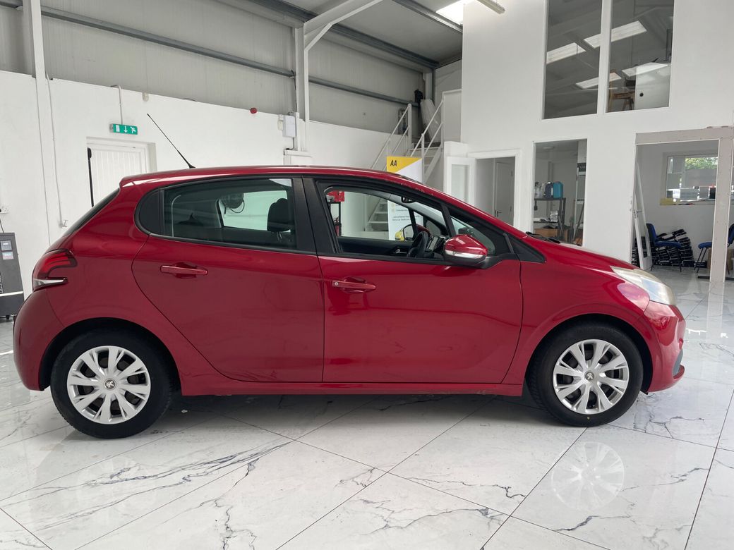 2016 Peugeot 208