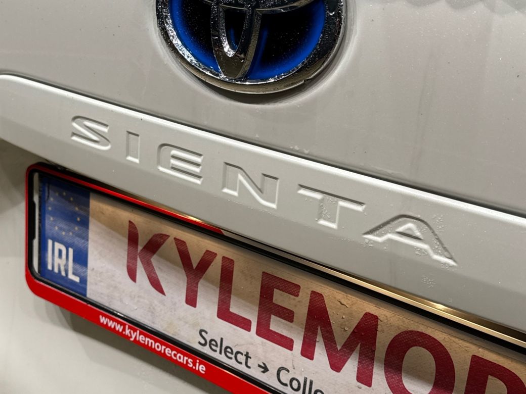 2020 Toyota Sienta