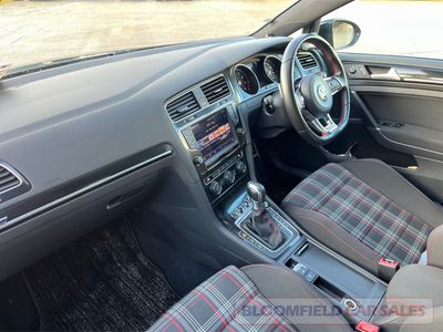 2017 Volkswagen Golf