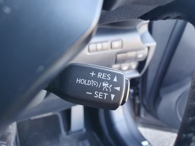 2021 Lexus IS 300h