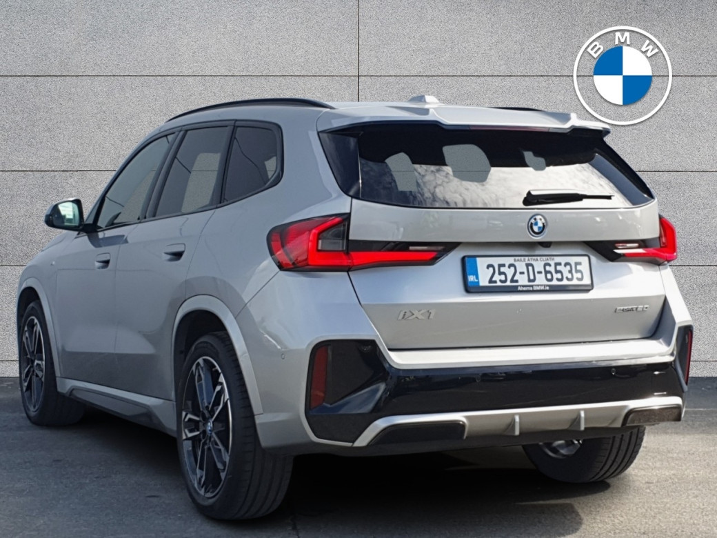 2025 BMW iX1