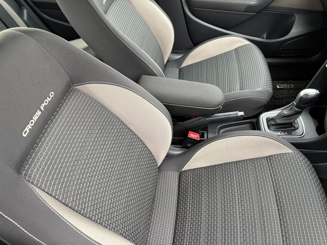 2017 Volkswagen Polo