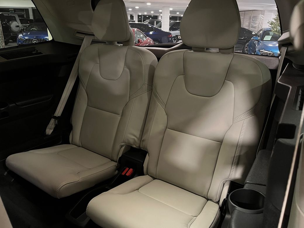 2025 Volvo XC90