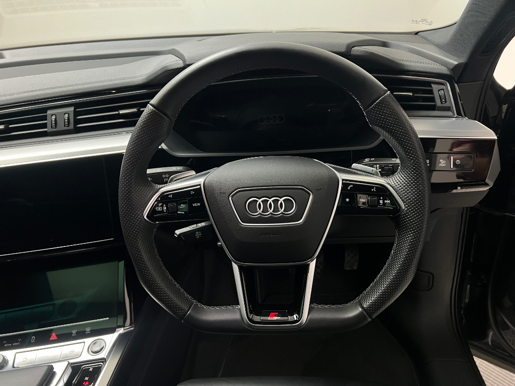 2022 Audi e-tron