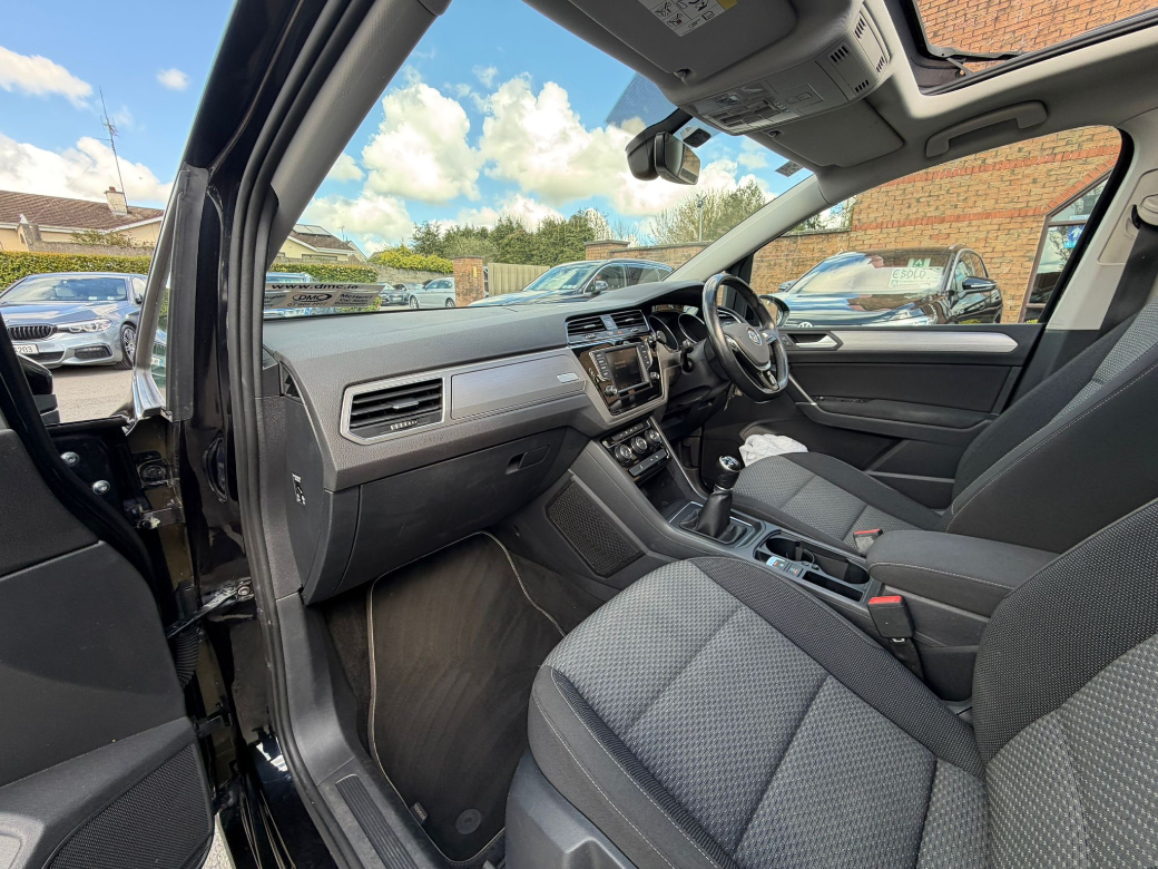 2016 Volkswagen Touran
