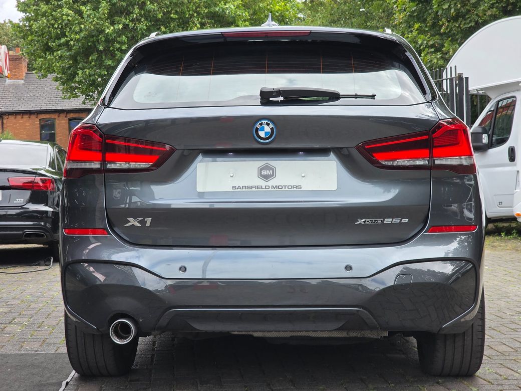 2022 BMW X1