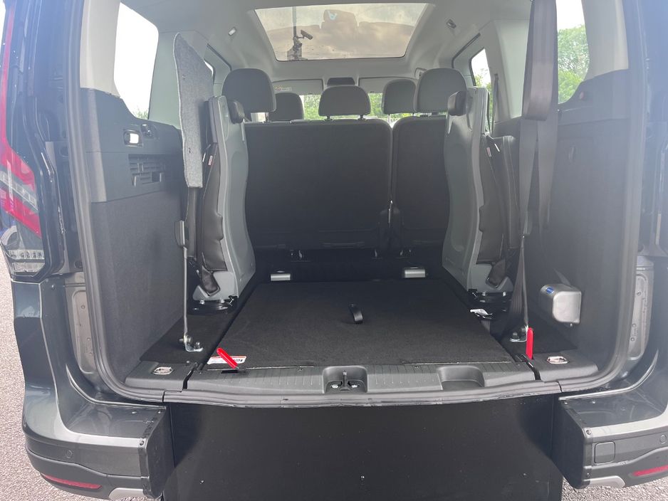 2026 Ford Tourneo Connect