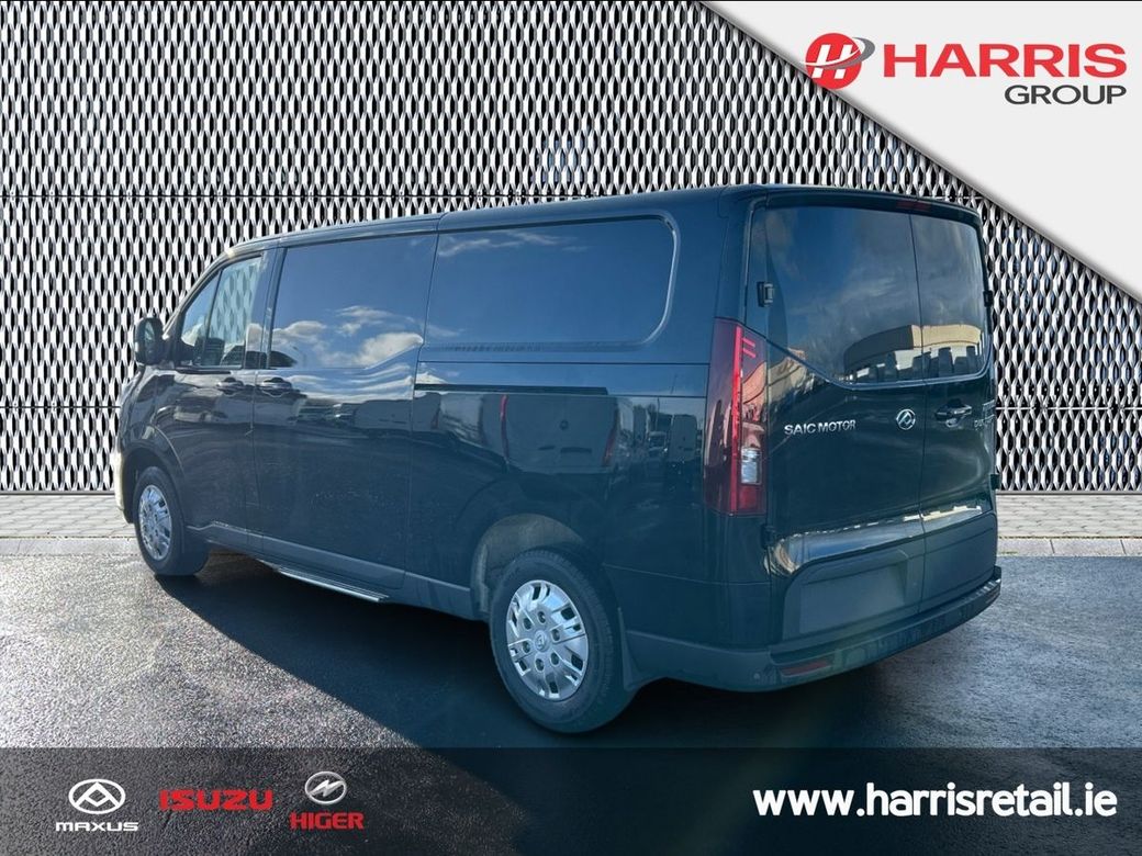 2025 Black Maxus Deliver 7