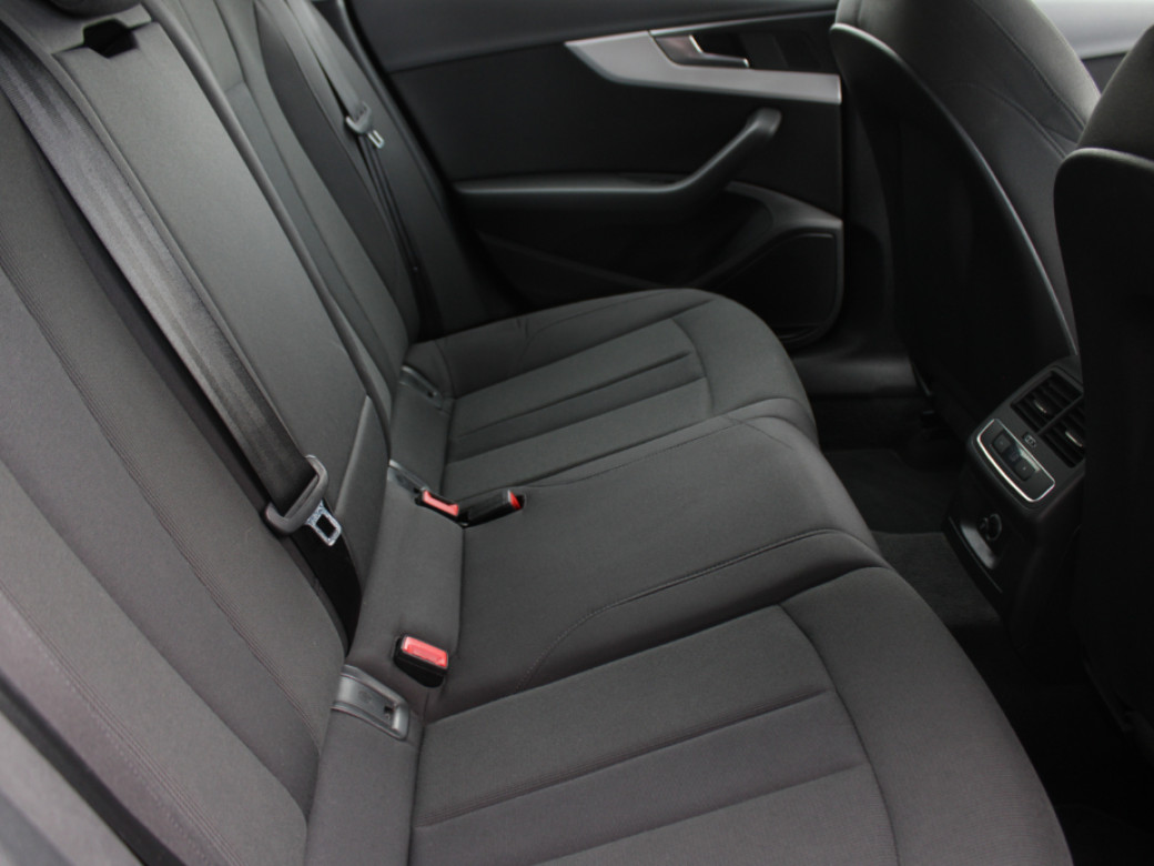2016 Audi A4