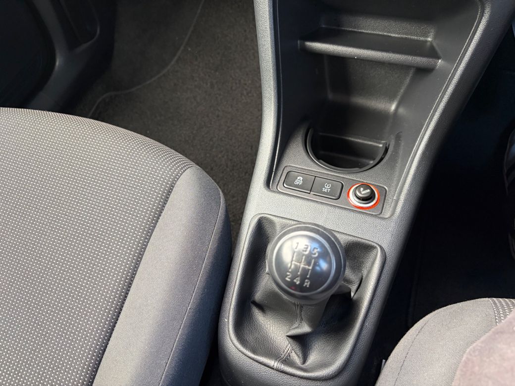 2015 Volkswagen up!